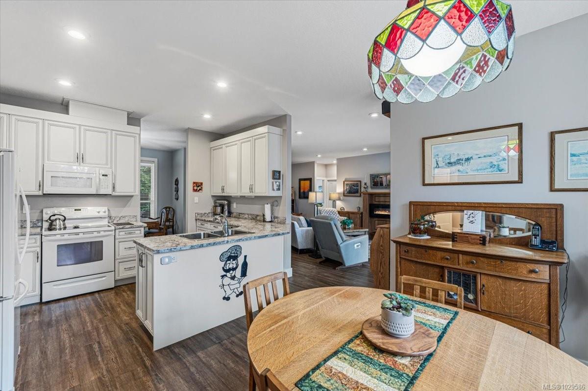 Additional image 3 of 3831 Creekside Drive, Bowser, BC, V0R 1G0