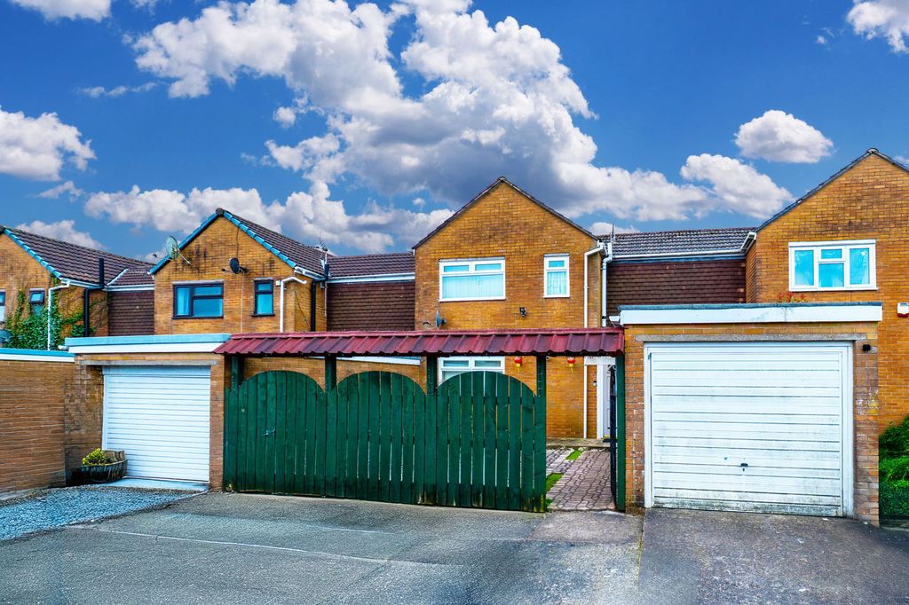 4 bed terraced house for saleDylan Drive, Caerphilly CF83