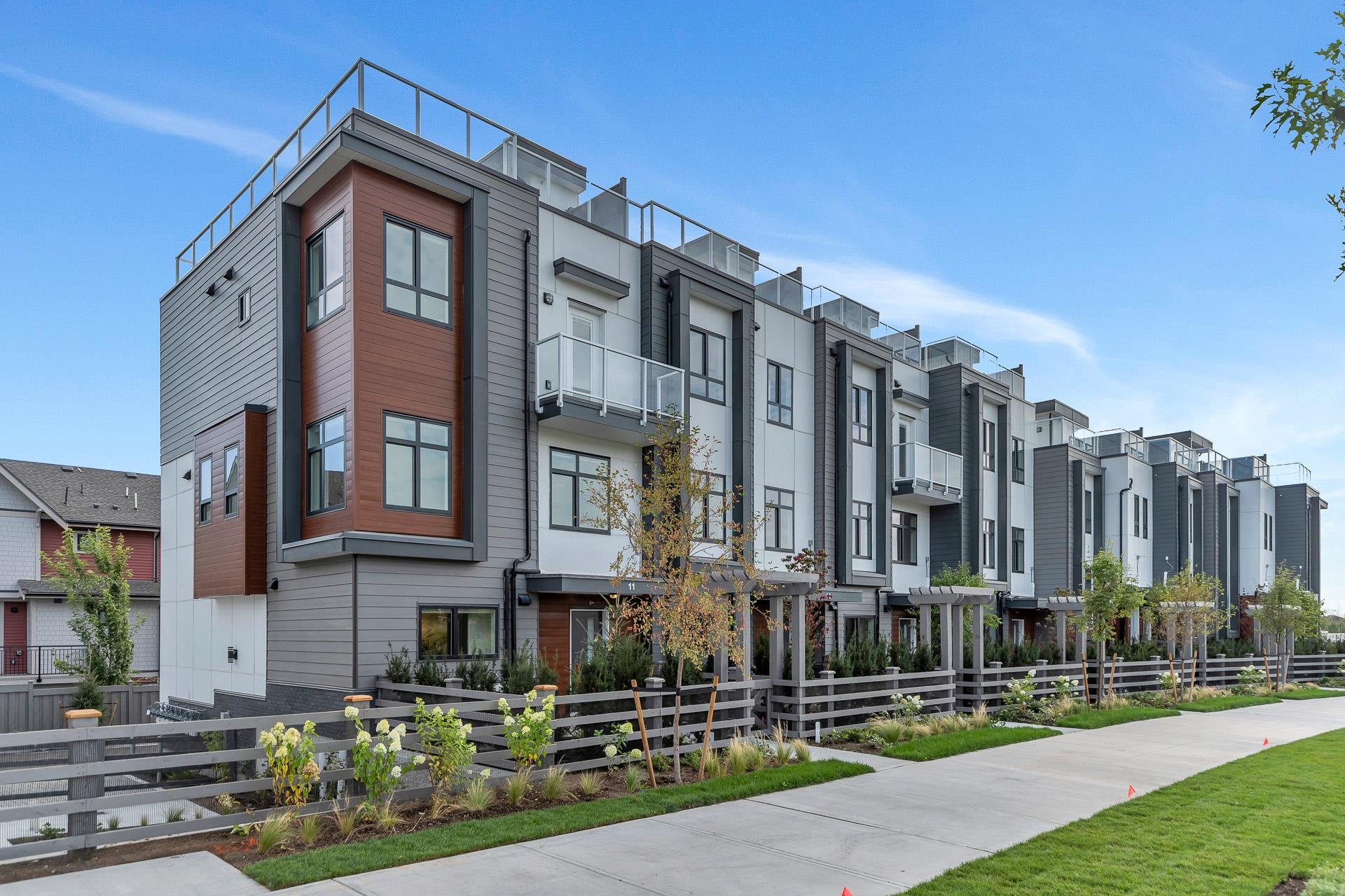 11-6983 204 Street, Langley, BC, V2Y 1P8