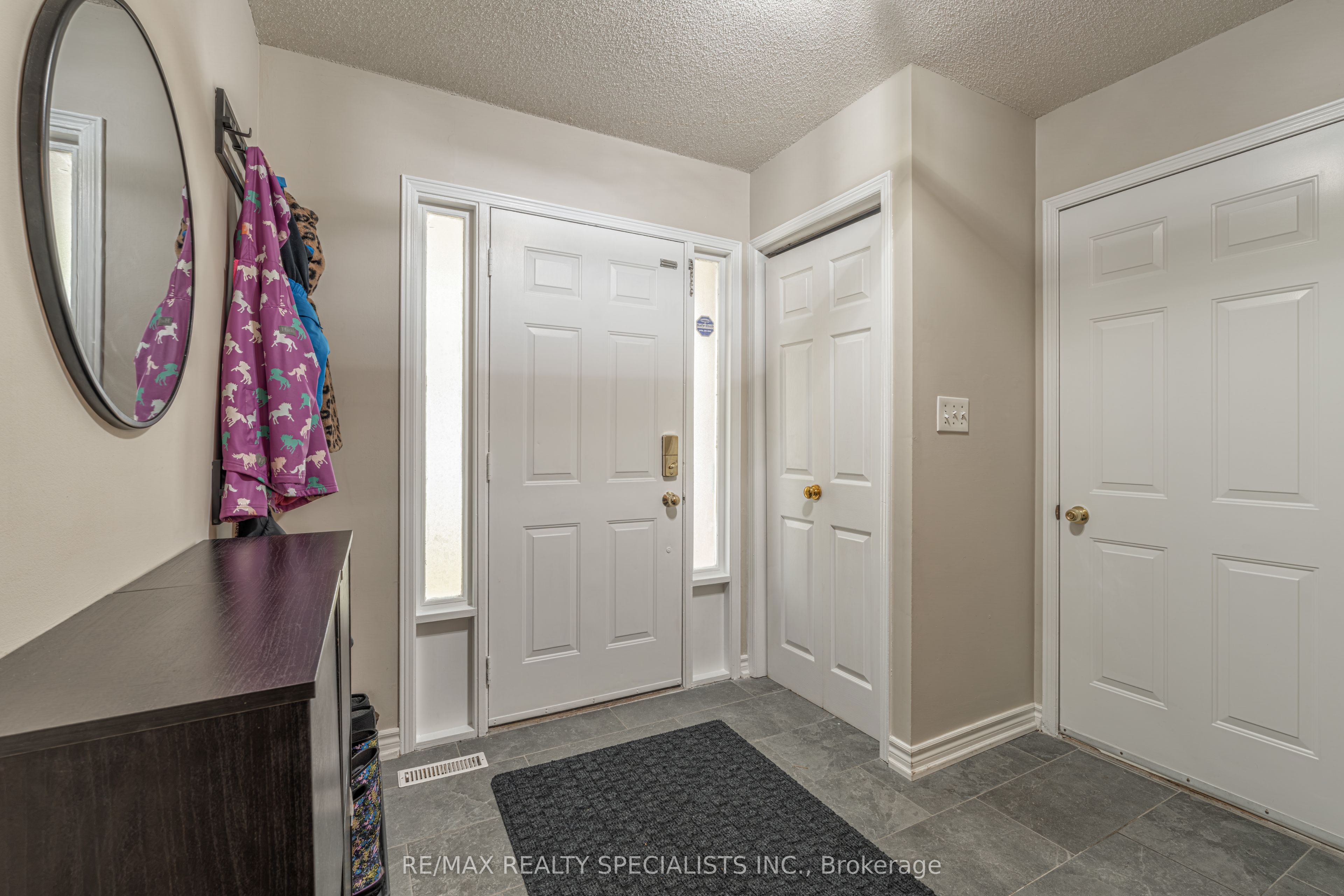 Additional image 3 of 13-2230 Walkers Line, Burlington, ON, L7M 3Y8