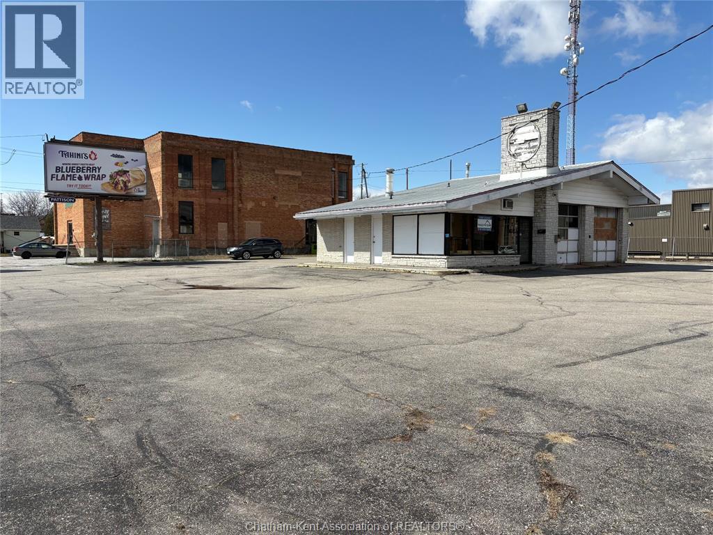 180 Queen Street, Chatham, ON, N7M2G8