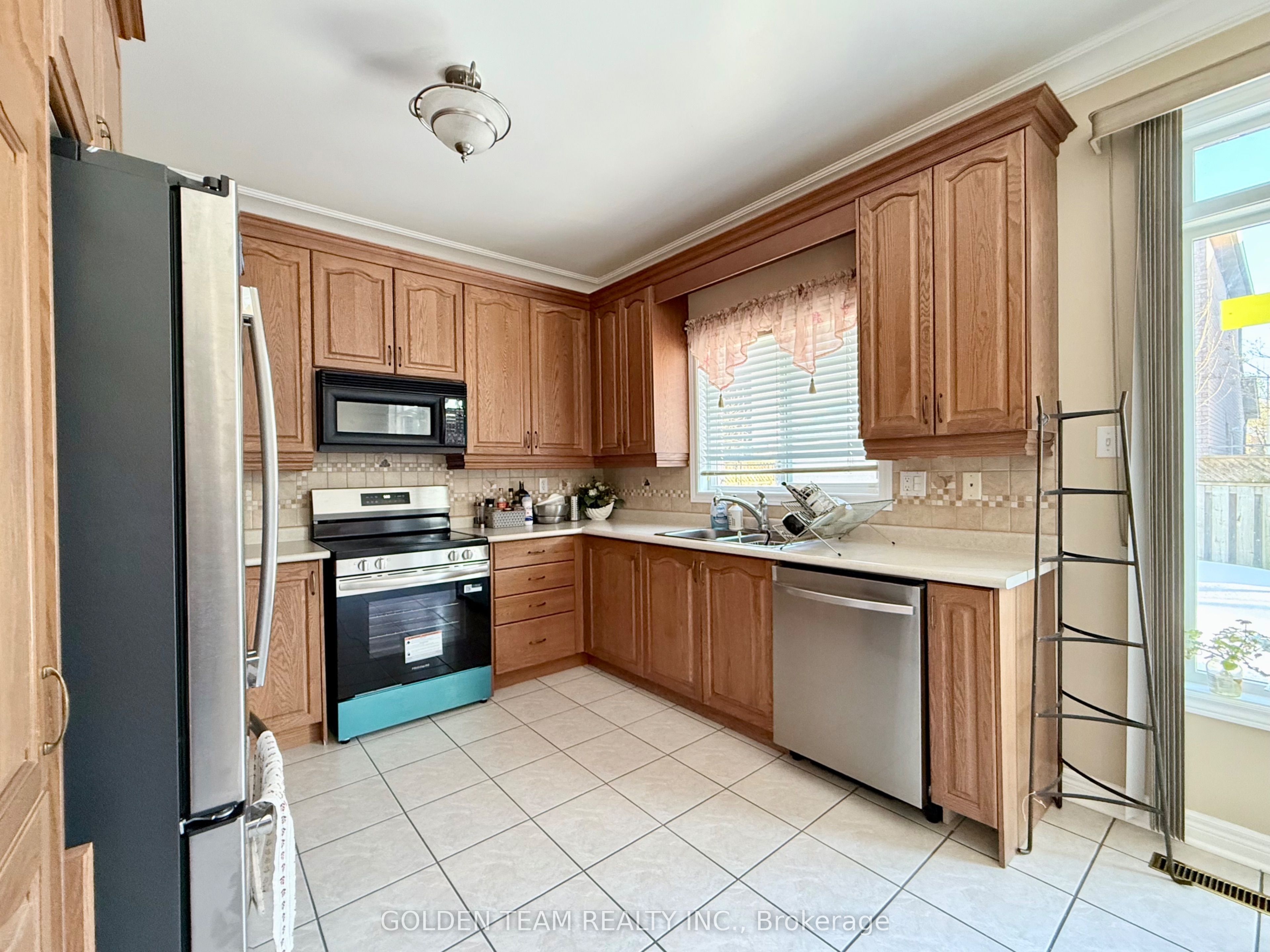 Additional image 3 of 57 Ten Oaks Boulevard, Vaughan, ON, L4K 5G3