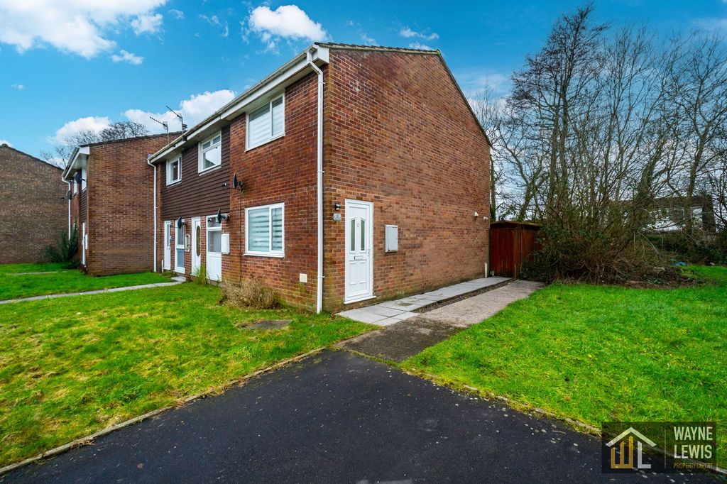 2 bed end terrace house for saleBro-Y-Fan, Mornington Meadows, Caerphilly CF83