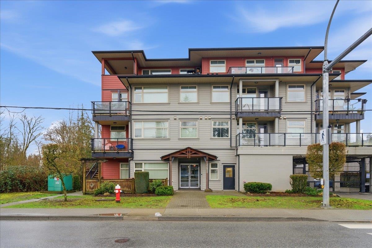 207-22858 Lougheed Highway, Maple Ridge, BC, V2X 2V6