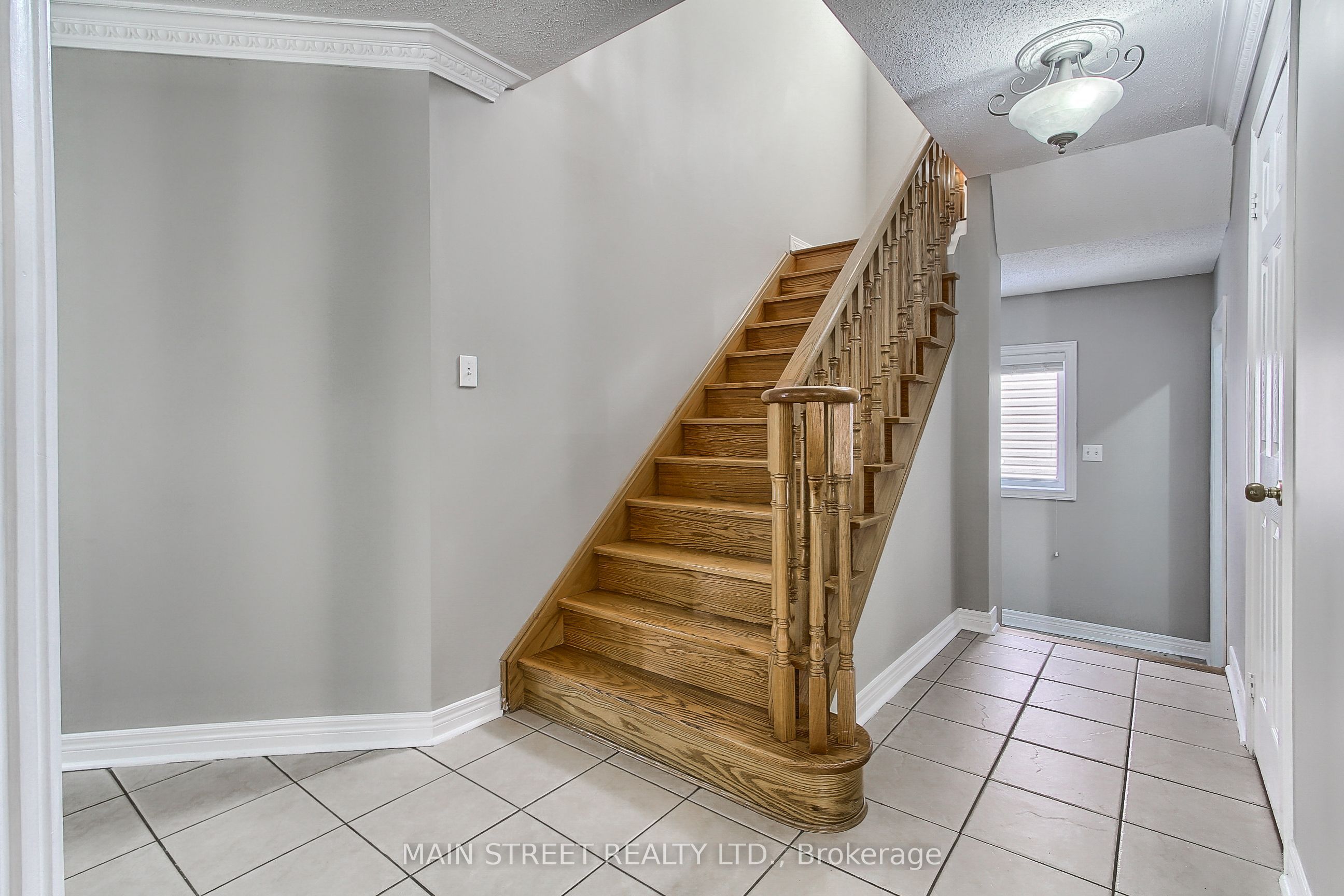 46 Silverstone Crescent, Georgina, ON, L4P 4A4 photo 5
