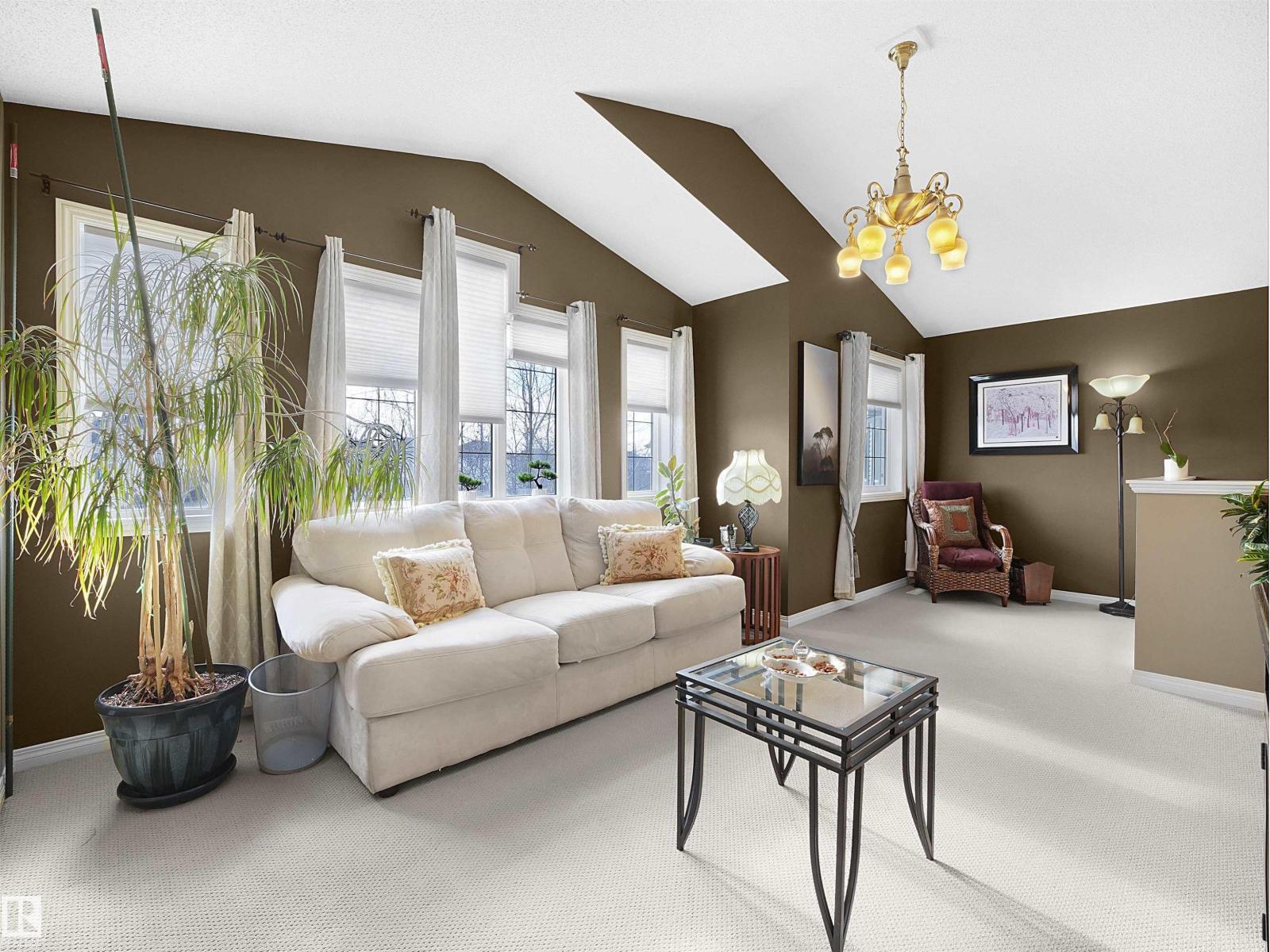 11708 10 Avenue SW, Edmonton, AB, T6W0B7