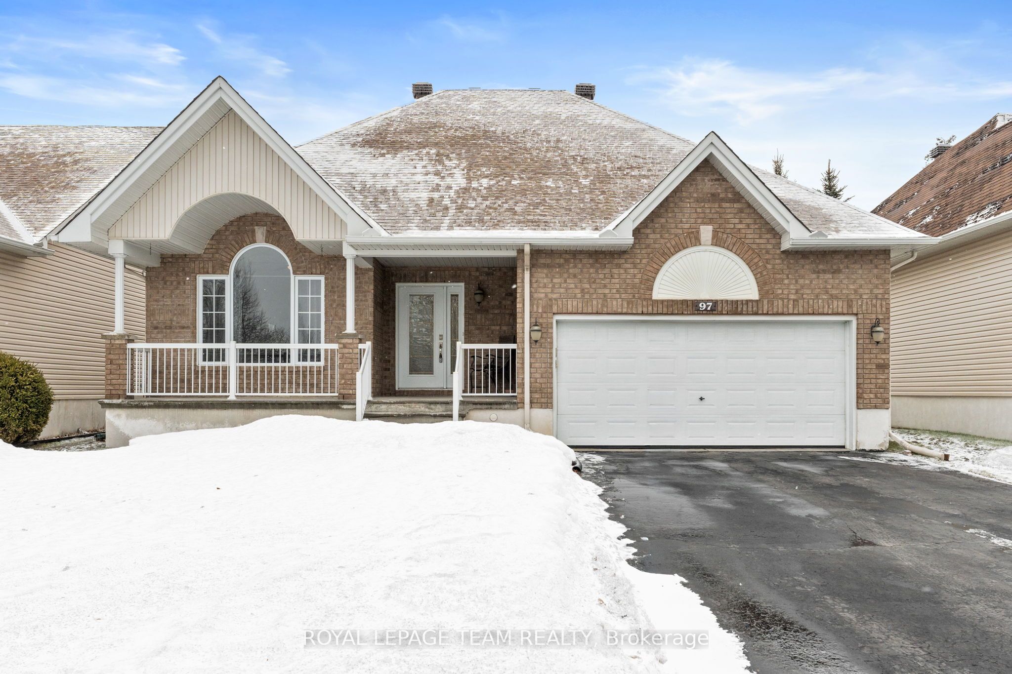 Additional image 3 of 97 Lloydalex Crescent, Ottawa, ON, K2S 2E8