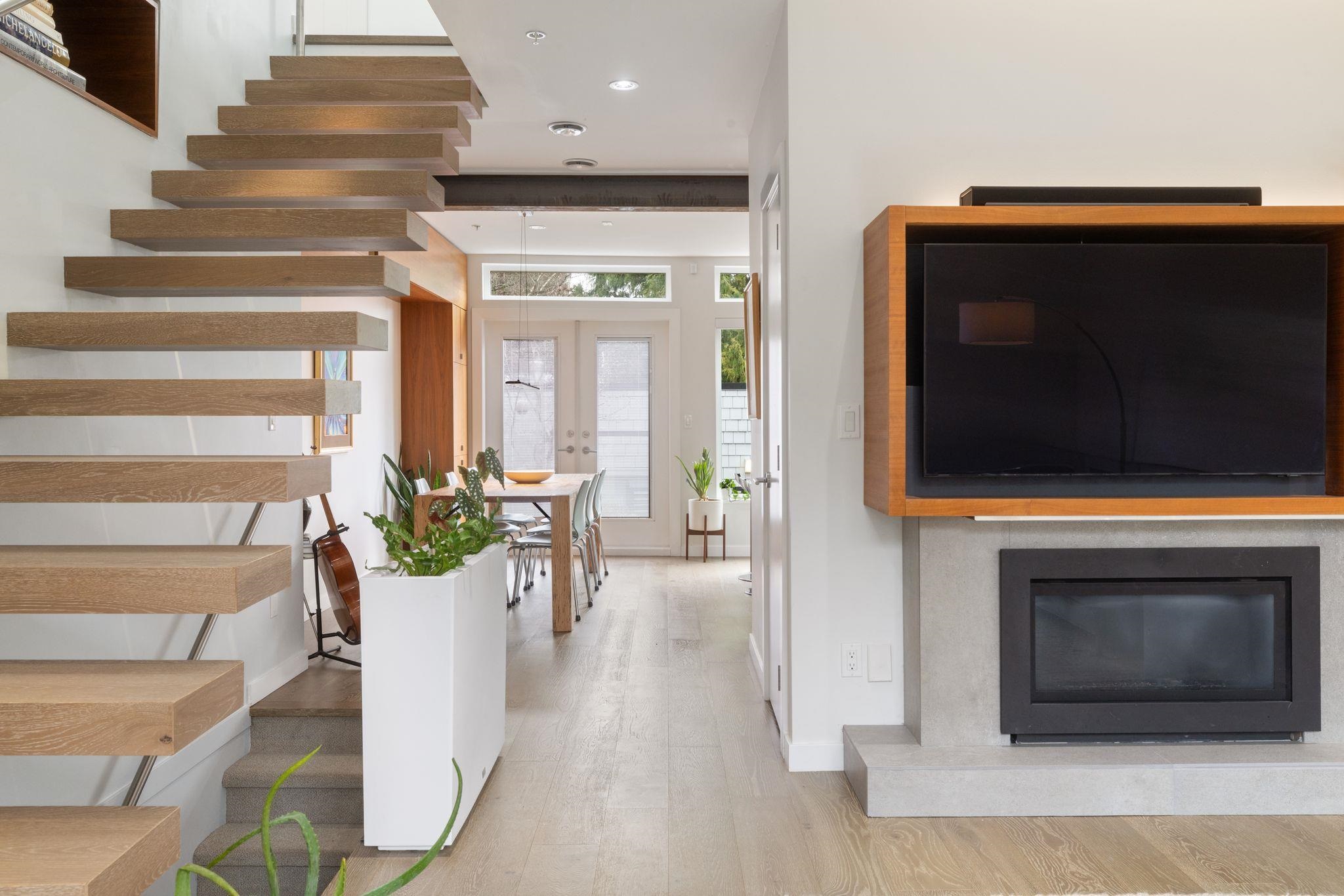 Additional image 4 of 1928 Templeton Drive, Vancouver, BC, V5N 4W1