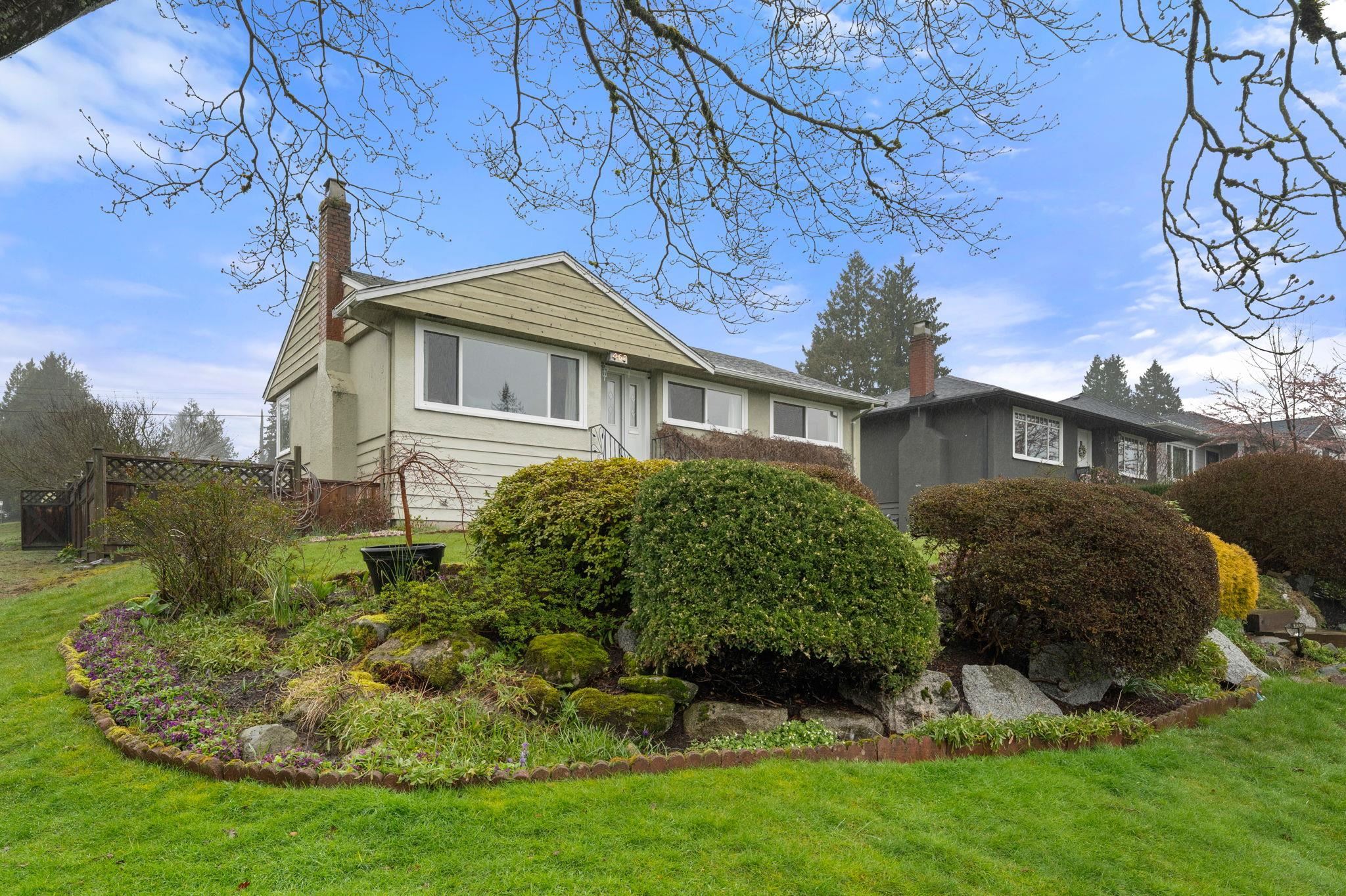 462 26th Street W, North Vancouver, BC, V7N 2G8