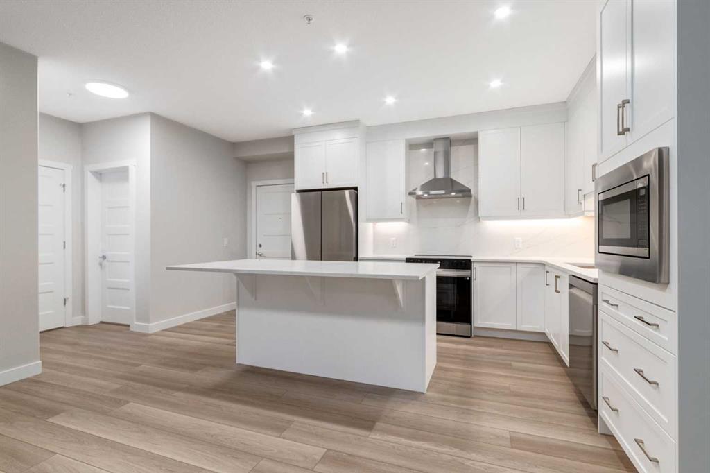 Additional image 5 of 2113-2117 81 Street SW, Calgary, AB, T3H 6H5