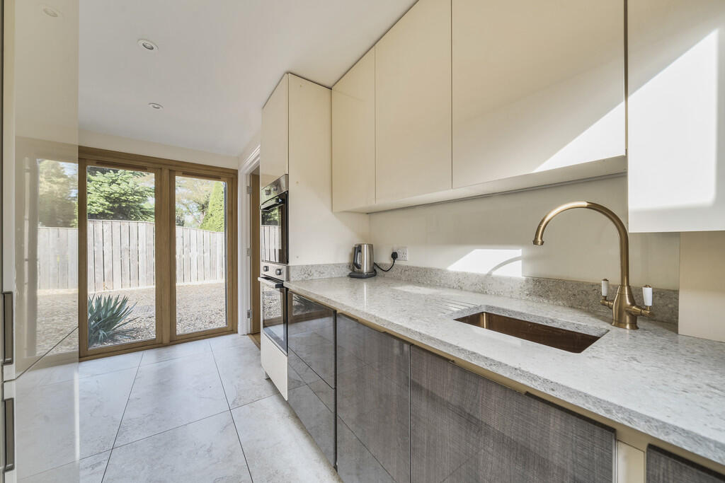 Additional image 6 of Manor Cottage, Rectory Lane, Upton Warren