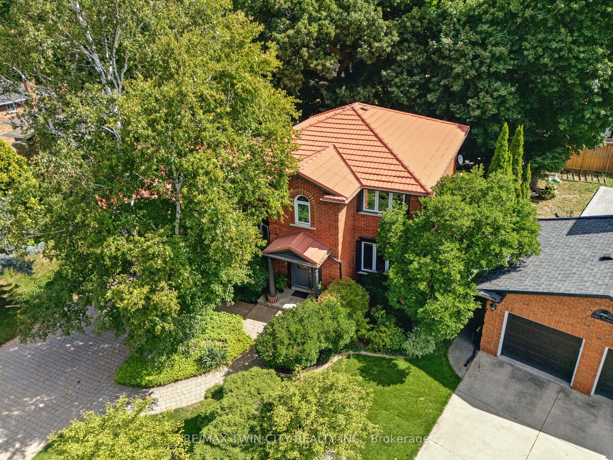 Additional image 2 of 91 Abbey Close, Hamilton, ON, L9G 4K9