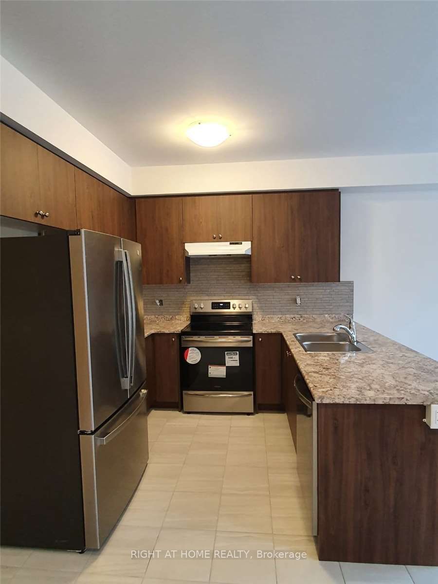 2280 Grainger Loop N/a, Innisfil, ON, L9S 0N1 photo 2
