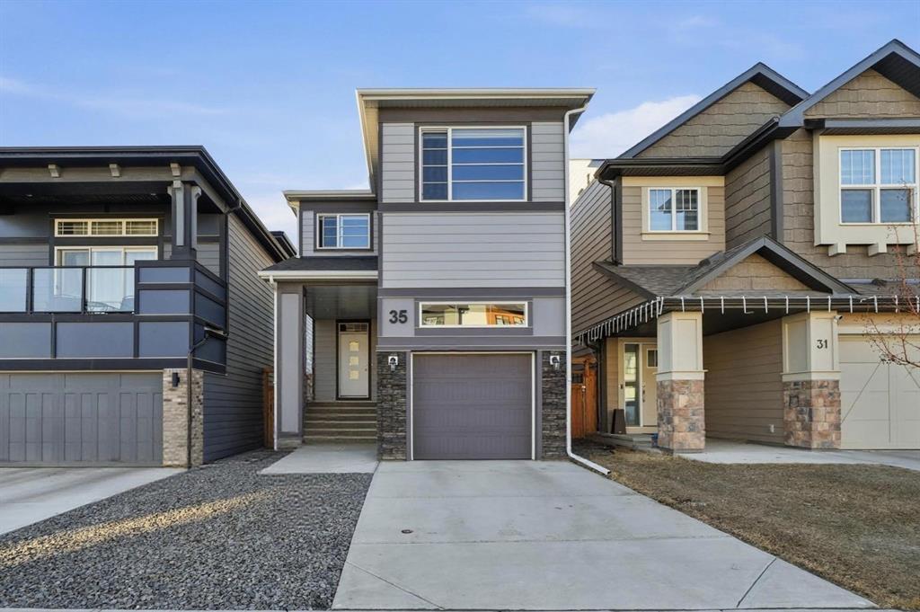 35 Cranbrook Gardens SE, Calgary, AB, T3M 2X5