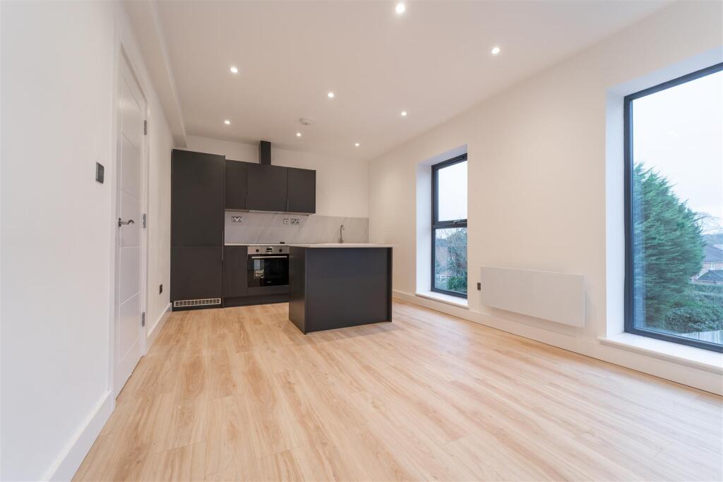 Stratford Road, Shirley, Solihull, West Midlands, B90