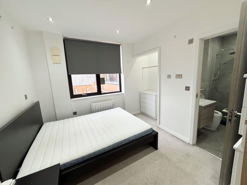 105 Knights House, The Parade , Sutton Coldfield, B72 1QB photo 4