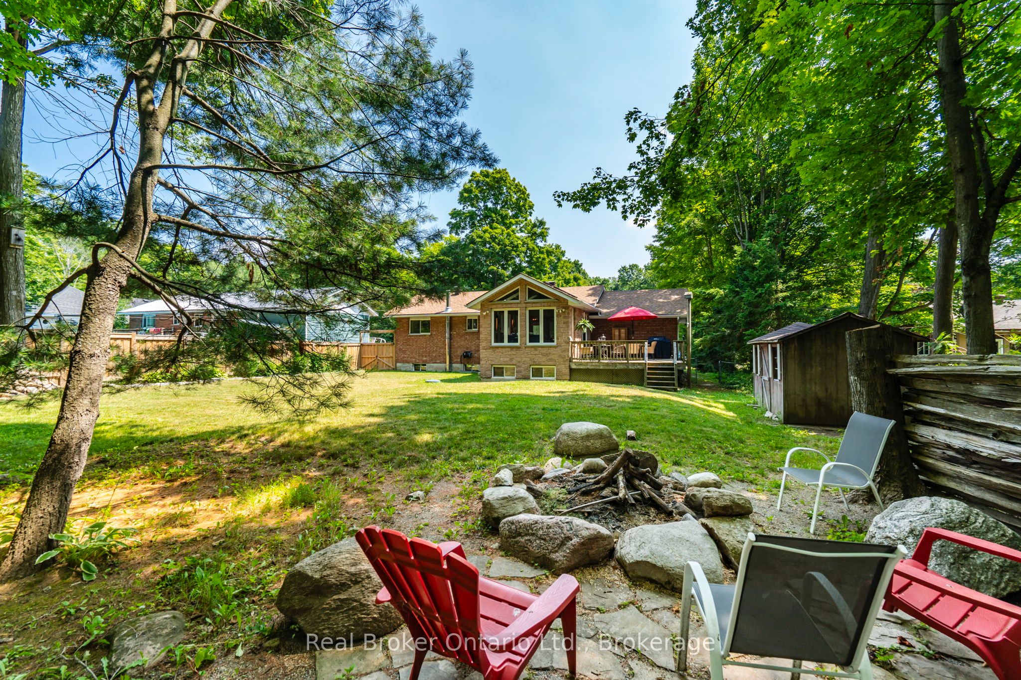 16 Mundy Avenue, Tiny, ON, L9M 0B5 photo 2