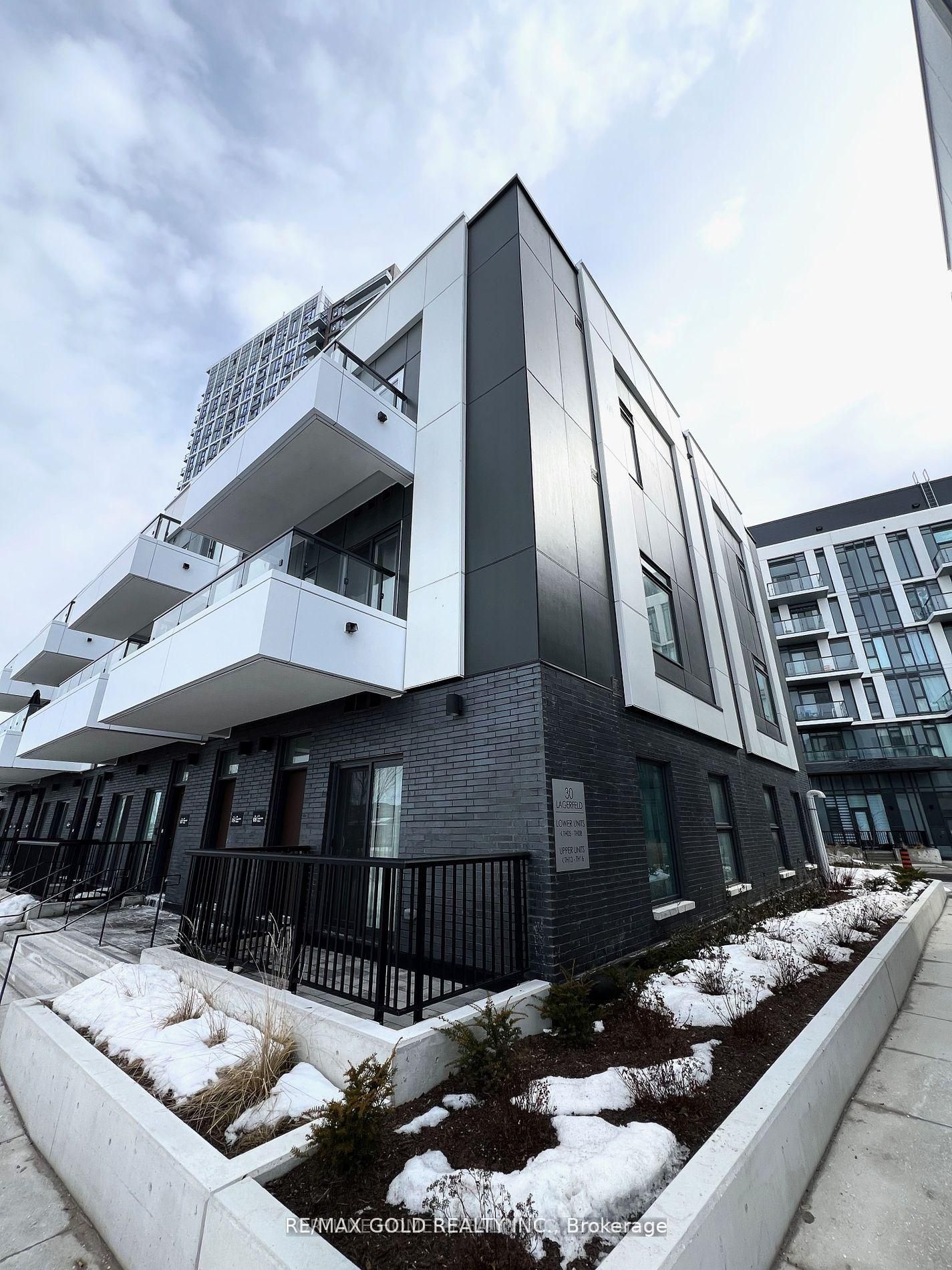 8-30 Lagerfeld Drive, Brampton, ON, L7A 5L5