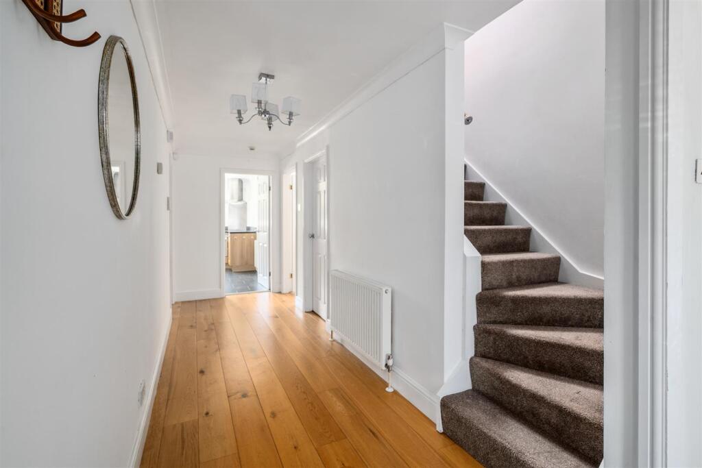 Stratford Road, Hockley Heath, Solihull photo 4
