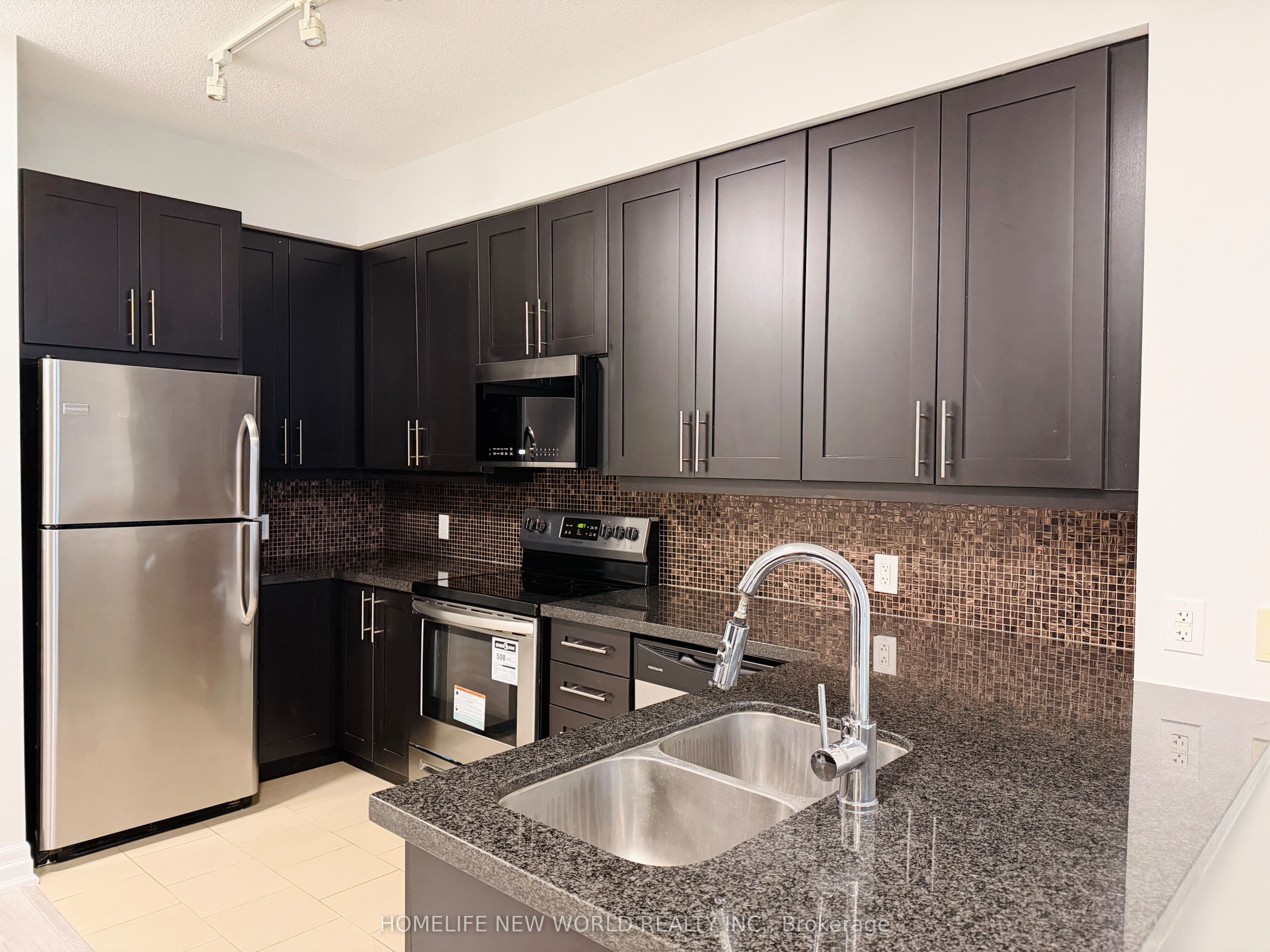 Additional image 6 of 410-17 Ruddington Drive, Toronto, ON, M2K 0A8