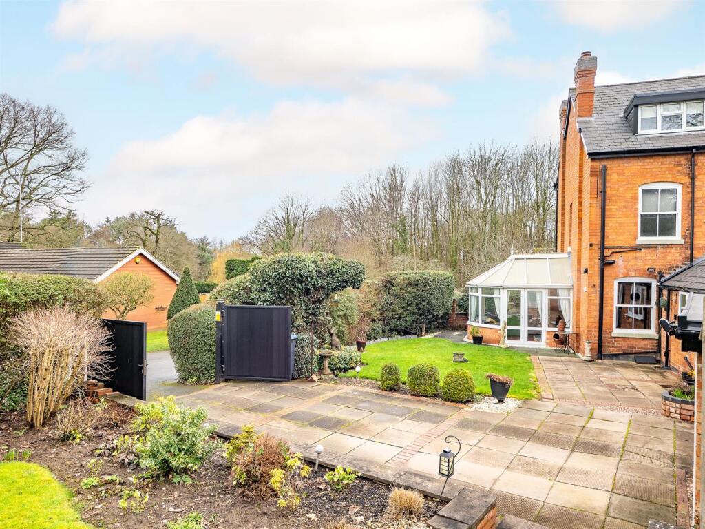 Additional image 13 of Birmingham Road, Mappleborough Green, Studley