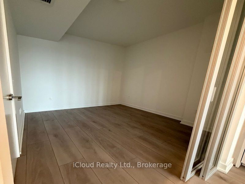 Additional image 3 of 517-1 Fairview Road E, Mississauga, ON, L5A 0B4