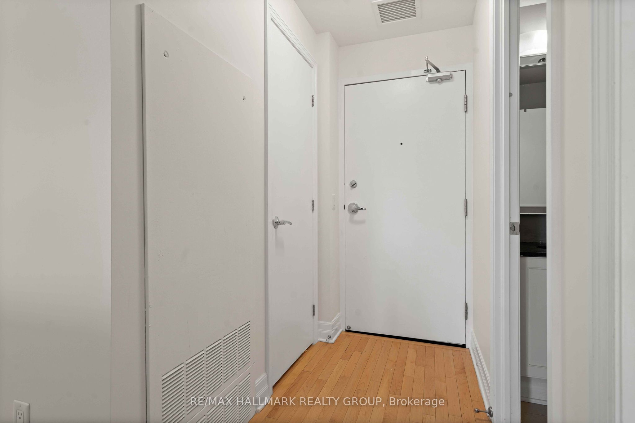 Additional image 4 of 302-75 Cleary Avenue, Ottawa, ON, K2A 1R8