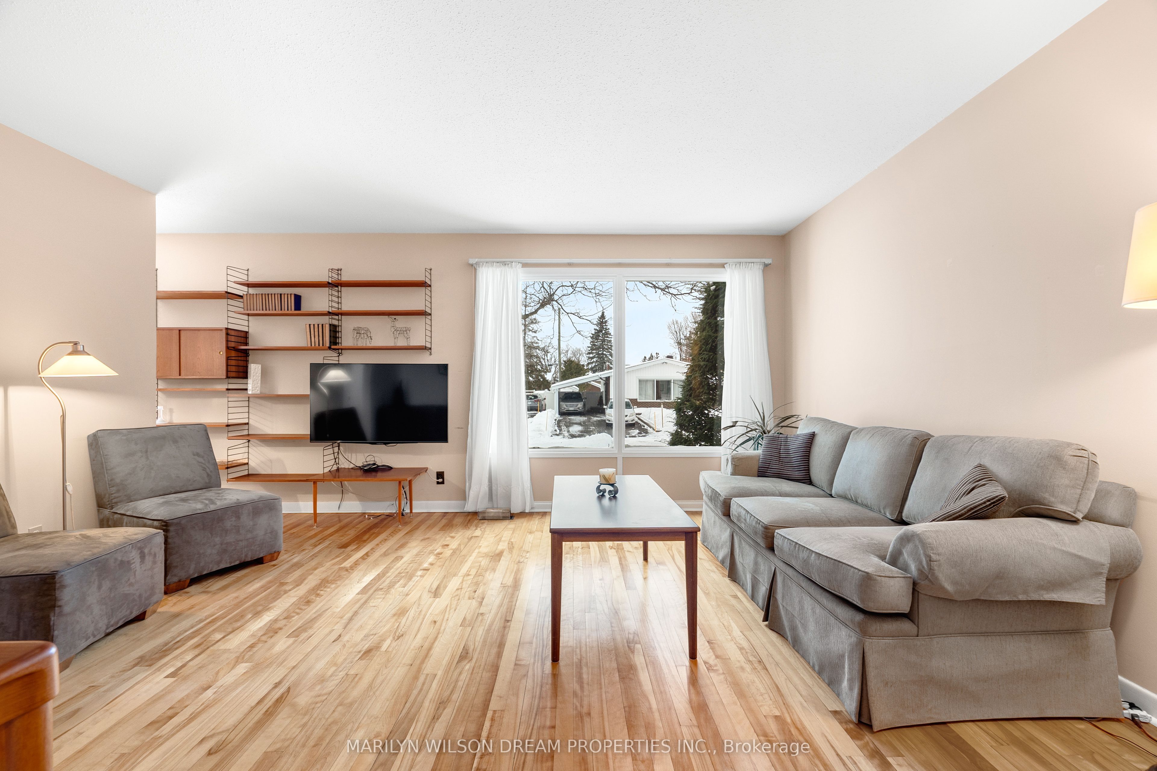 Additional image 6 of 2422 Magnus Avenue, Ottawa, ON, K1G 1J8