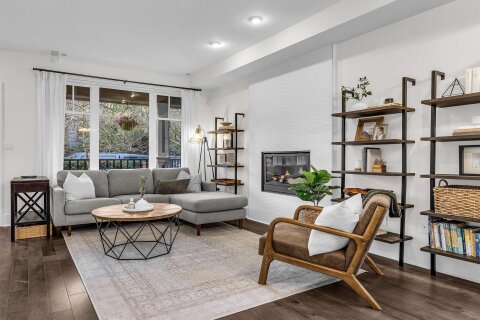 Additional image 8 of 329 7th Avenue E, Vancouver, BC, V5T 1M9