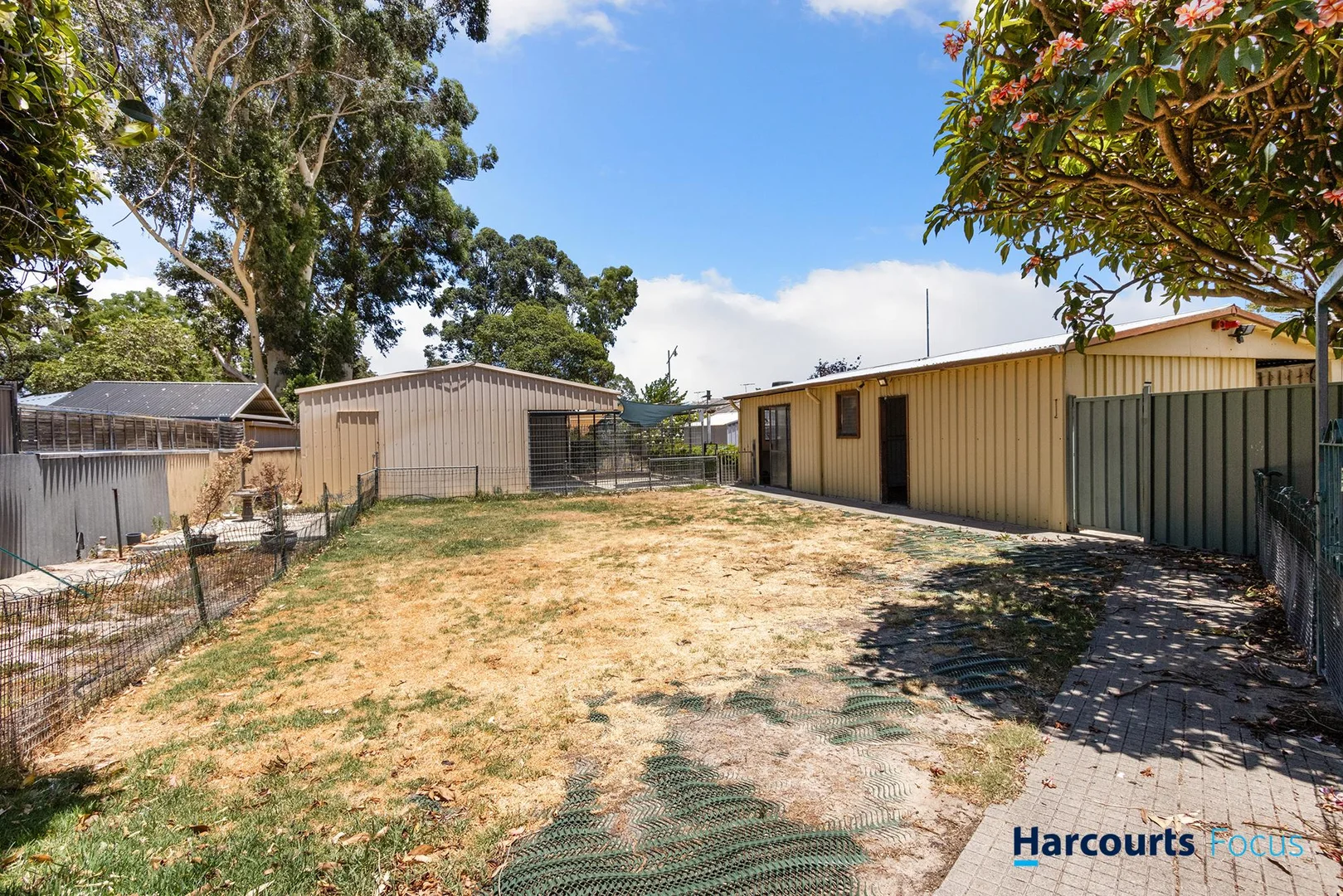 Additional image 24 of 34 Fifth Road, Armadale WA 6112