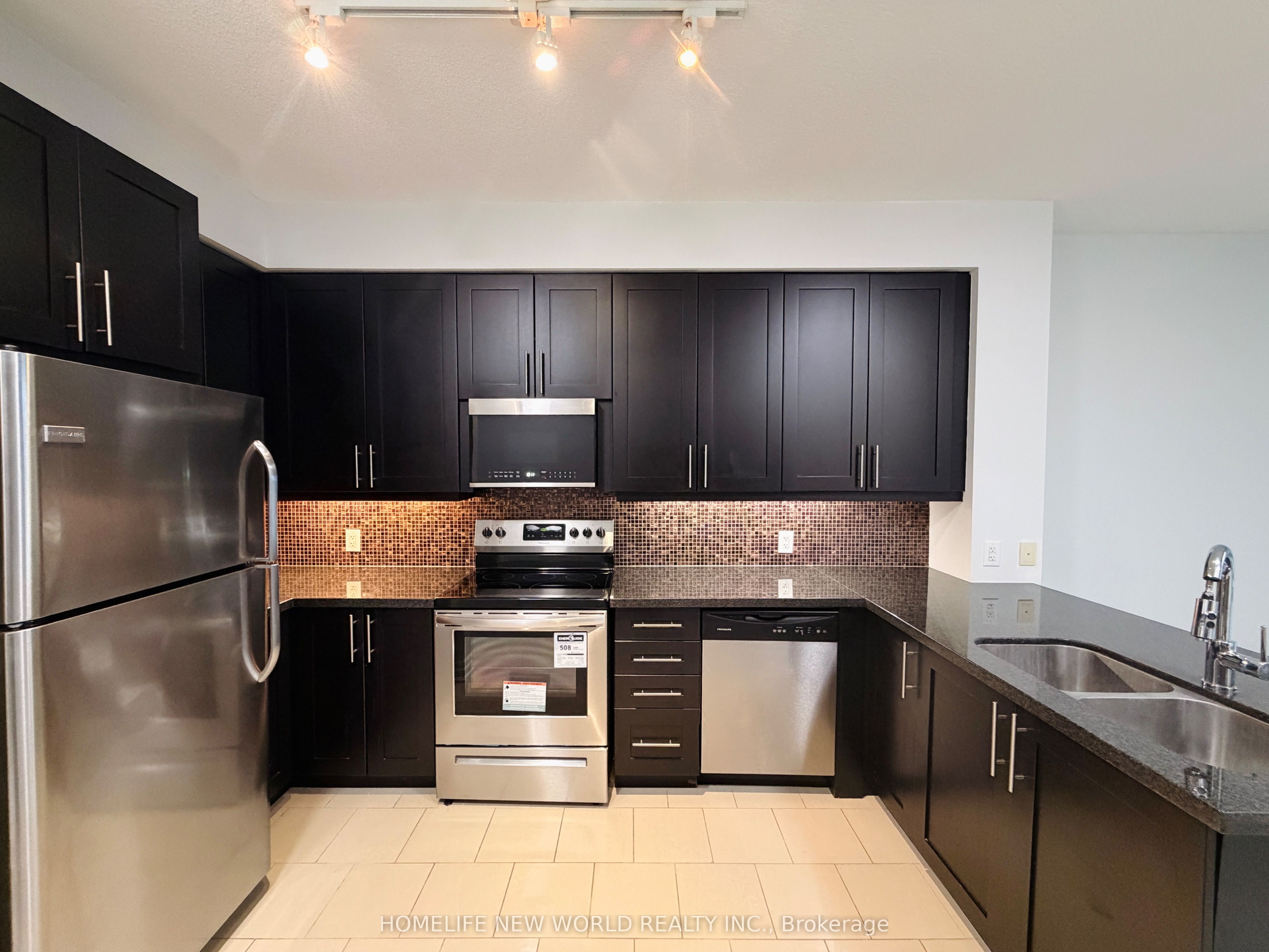 Additional image 5 of 410-17 Ruddington Drive, Toronto, ON, M2K 0A8
