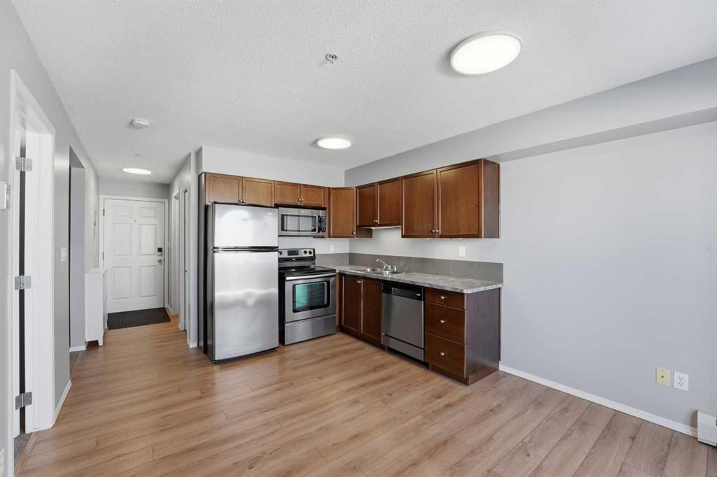 Additional image 5 of 310-3 Broadway Rise, Sylvan Lake, AB, T4S 0G9