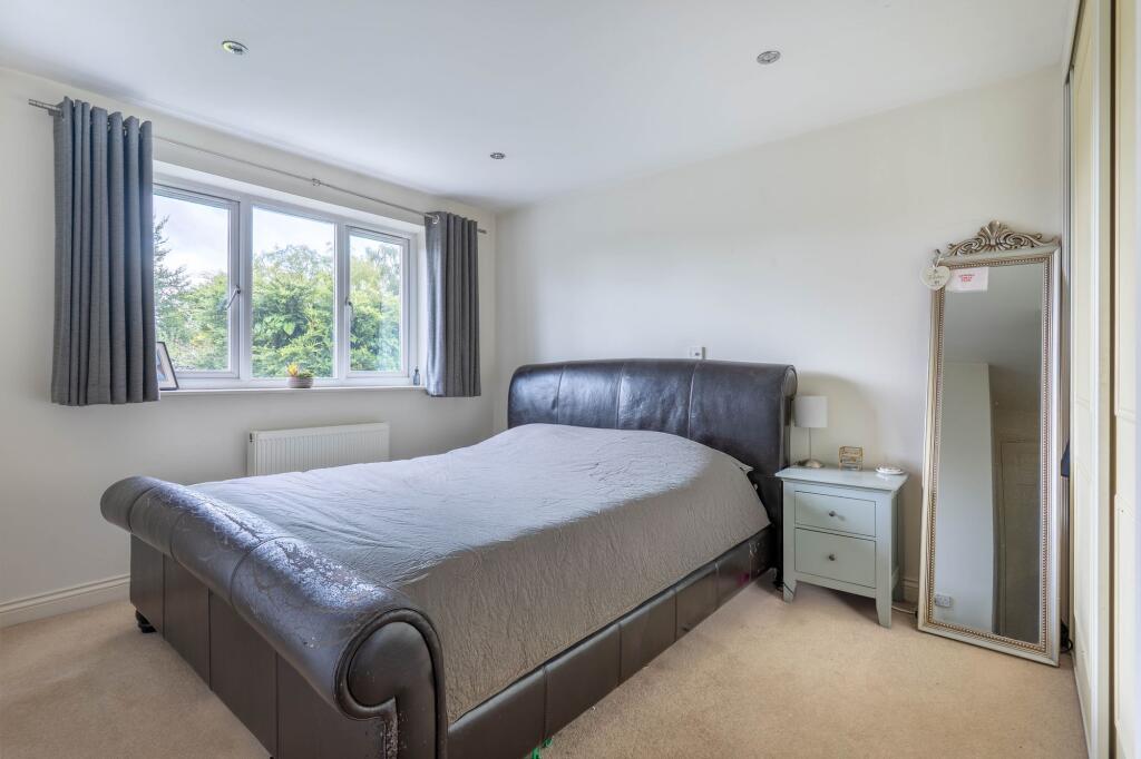 Additional image 9 of Linthurst Newtown, Blackwell, B60