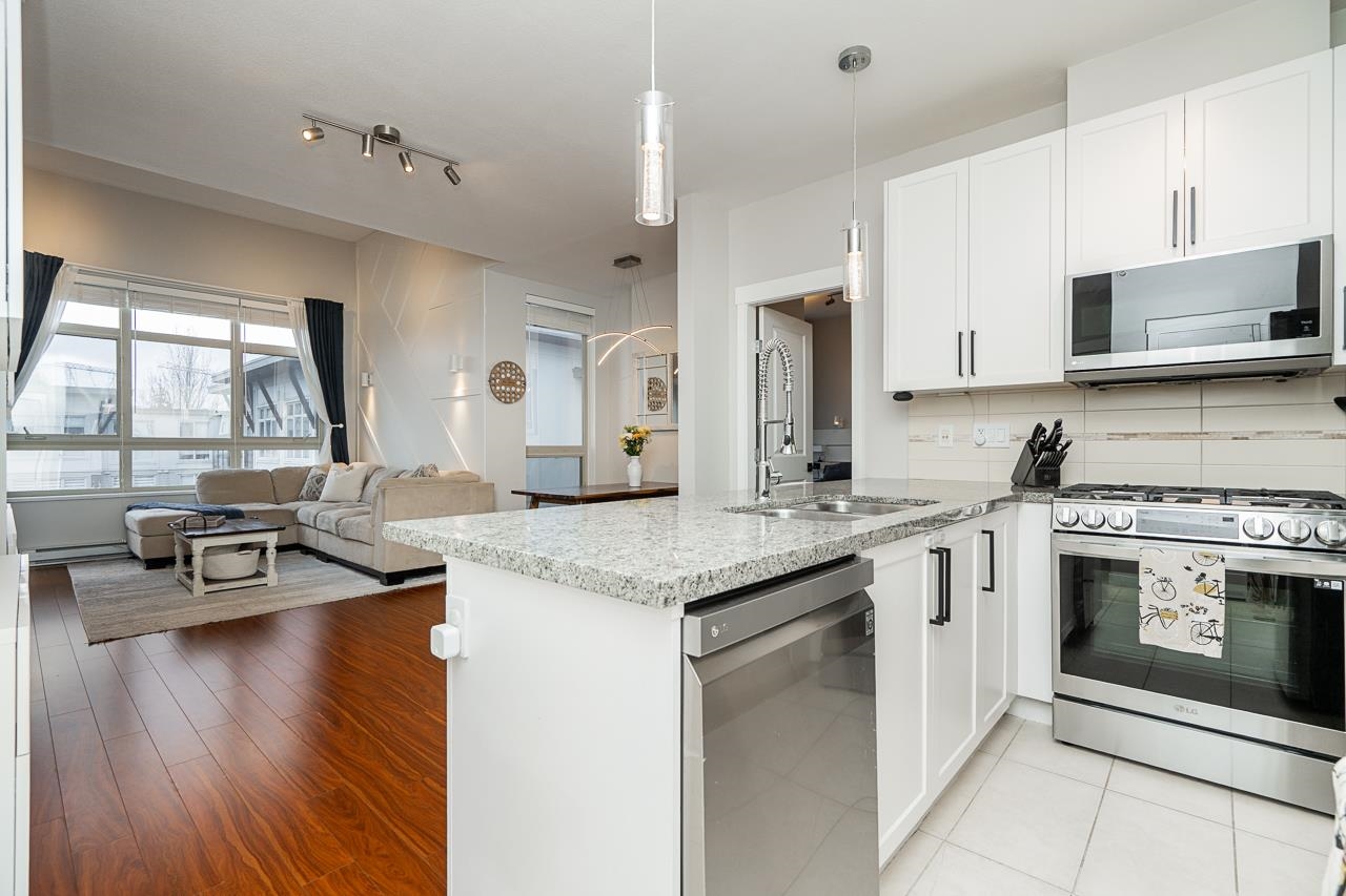 Additional image 5 of 401-15918 26 Avenue, Surrey, BC, V3Z 5K3