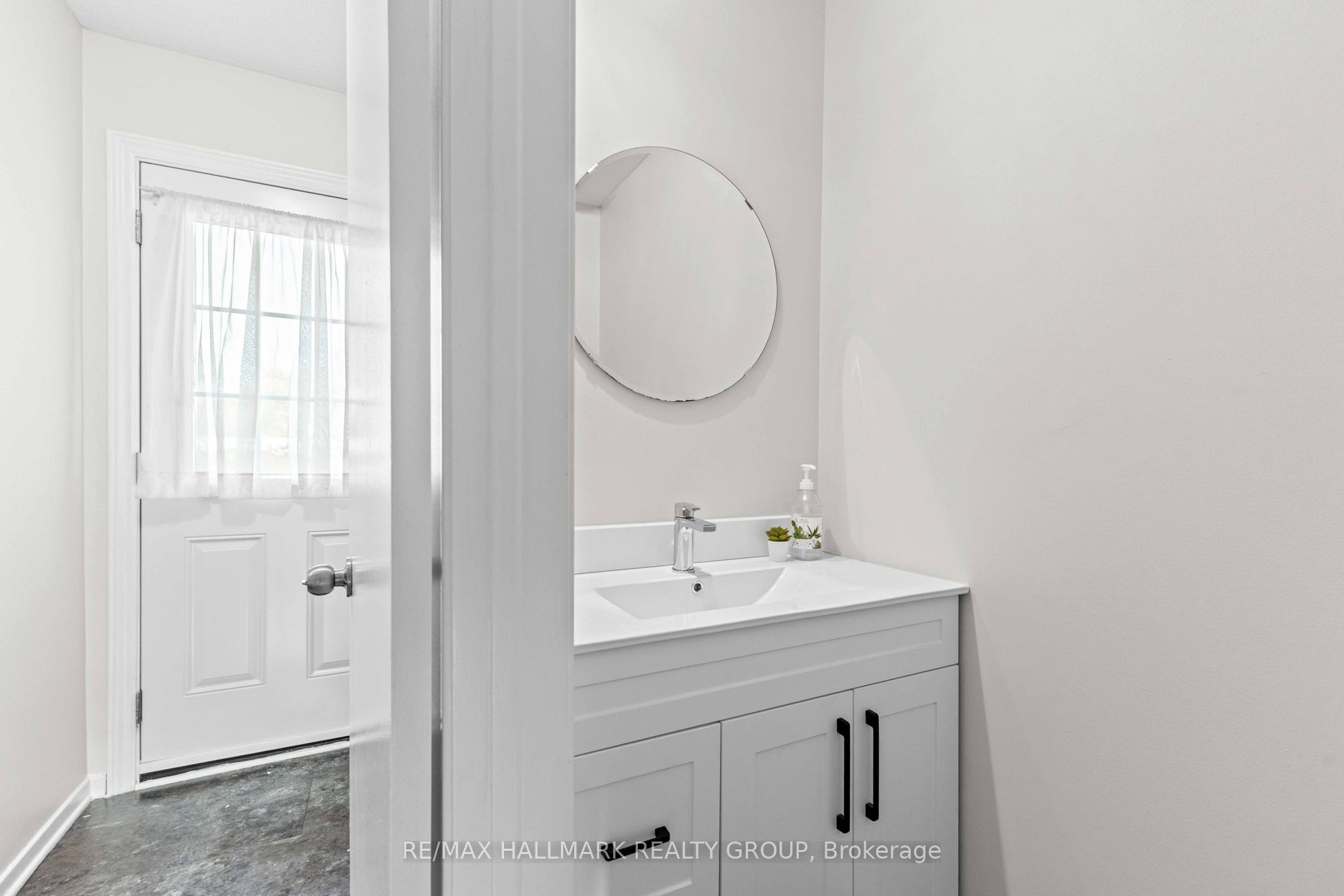 Additional image 3 of 11-1160 Shillington Avenue, Ottawa, ON, K1Z 7Z4