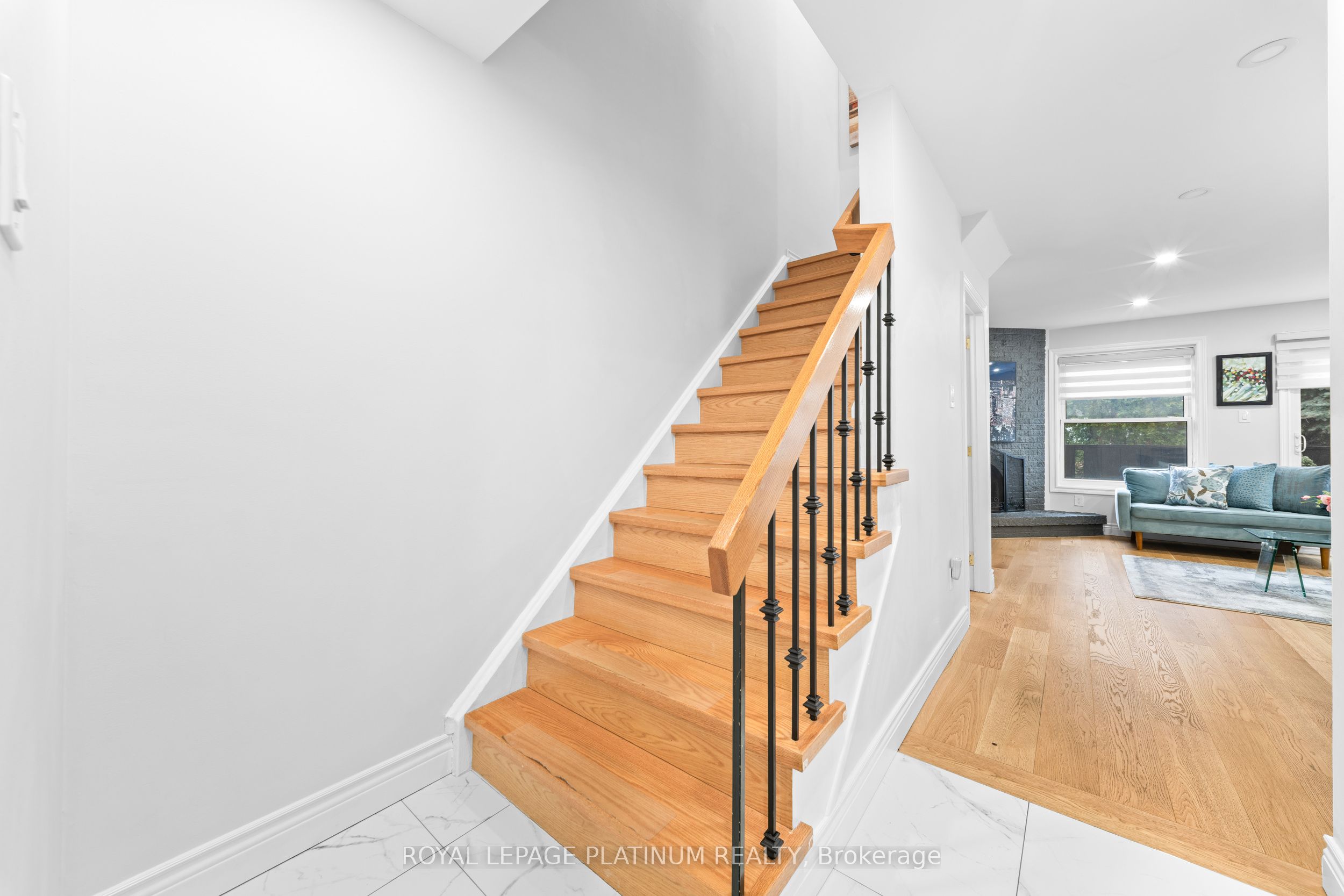 Additional image 2 of 9-18 Cotton Downway N/a, Toronto, ON, M2J 4V7