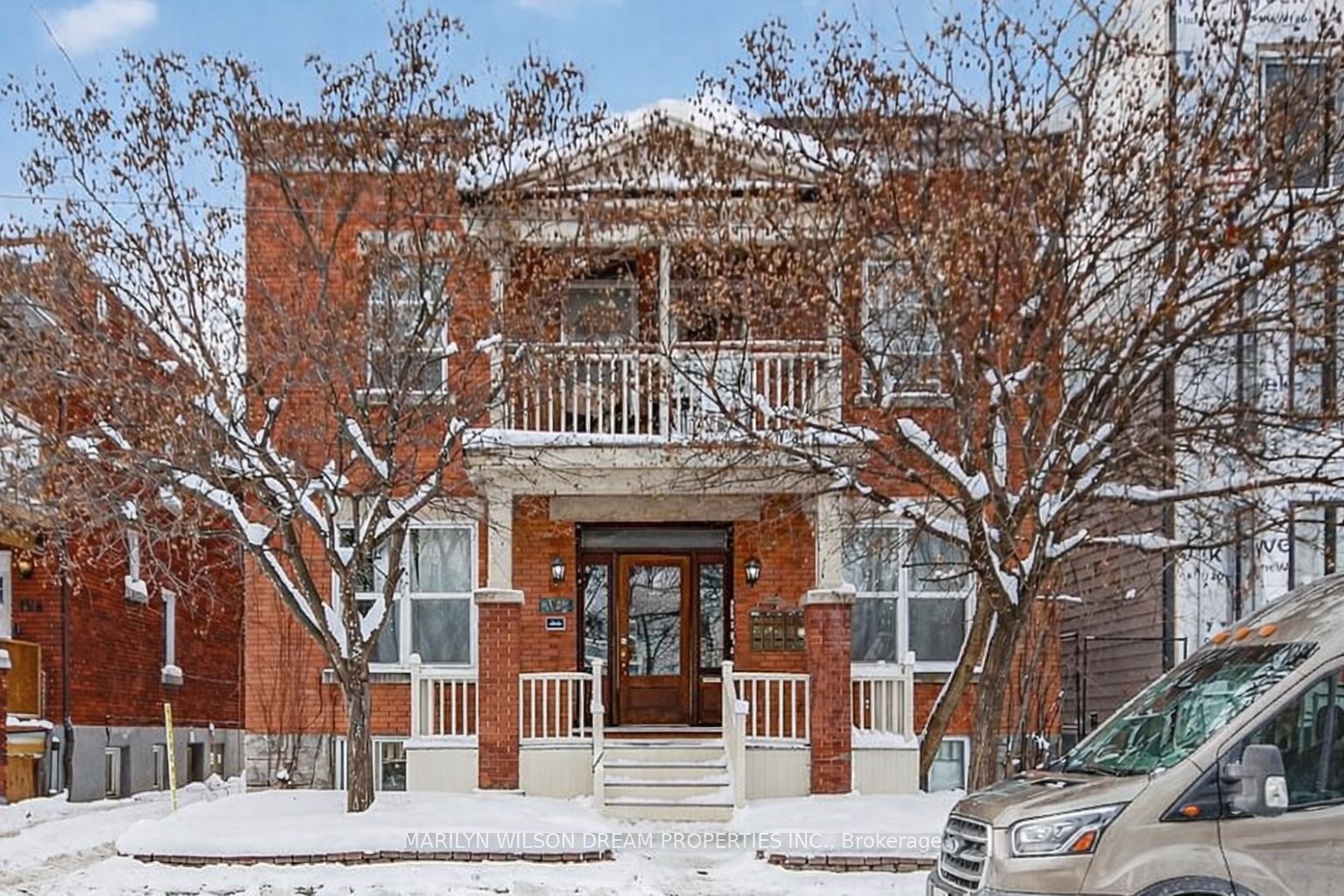 152 Goulburn Avenue, Ottawa, ON, K1N 8E2