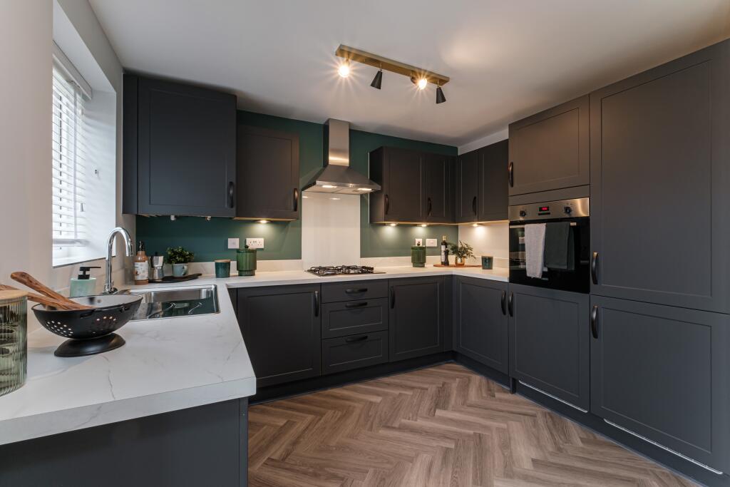 Lapwing Drive,
Hampton-In-Arden,
B92 0BF