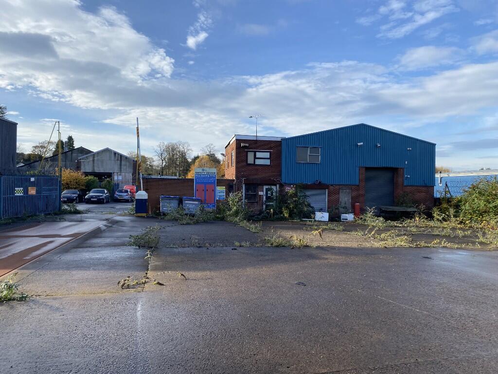Hewell Road, Redditch, Worcestershire, B97