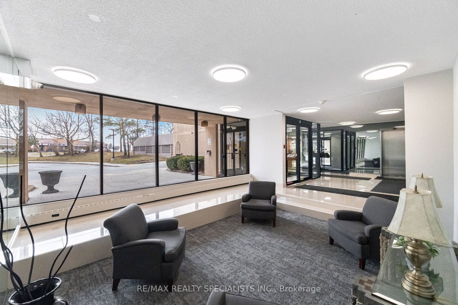 Additional image 4 of 214-2929 Aquitaine Avenue, Mississauga, ON, L5N 2C7