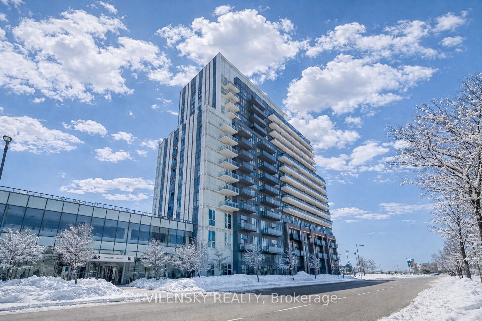 1206-10 Honeycrisp Crescent, Vaughan, ON, L4K 0M7