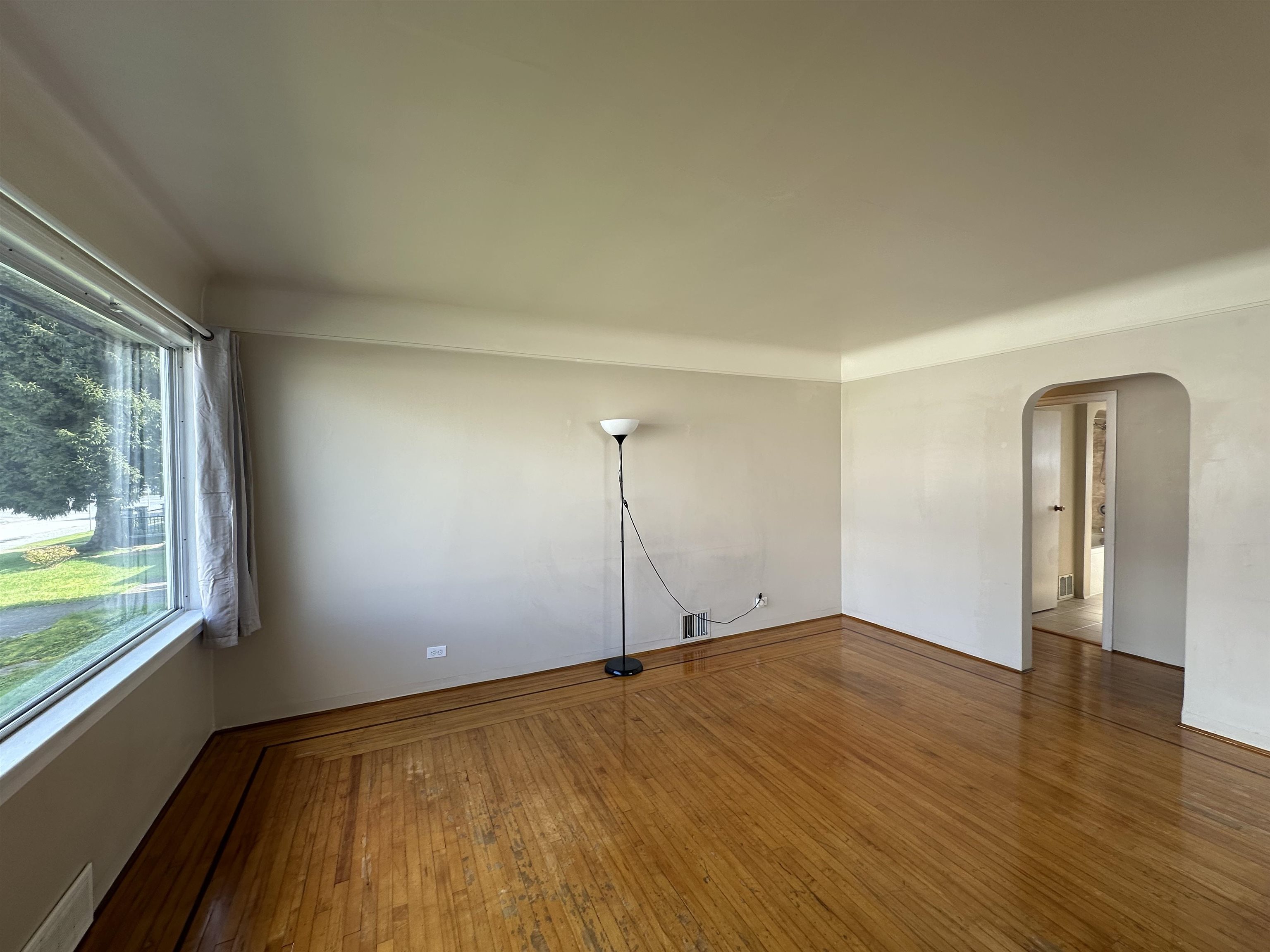 Additional image 4 of 4472 Triumph Street, Burnaby, BC, V5C 1Z9