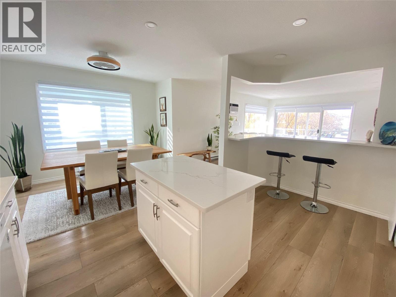 211-1249 Pacific Avenue, Kelowna, BC, V1Y5T5