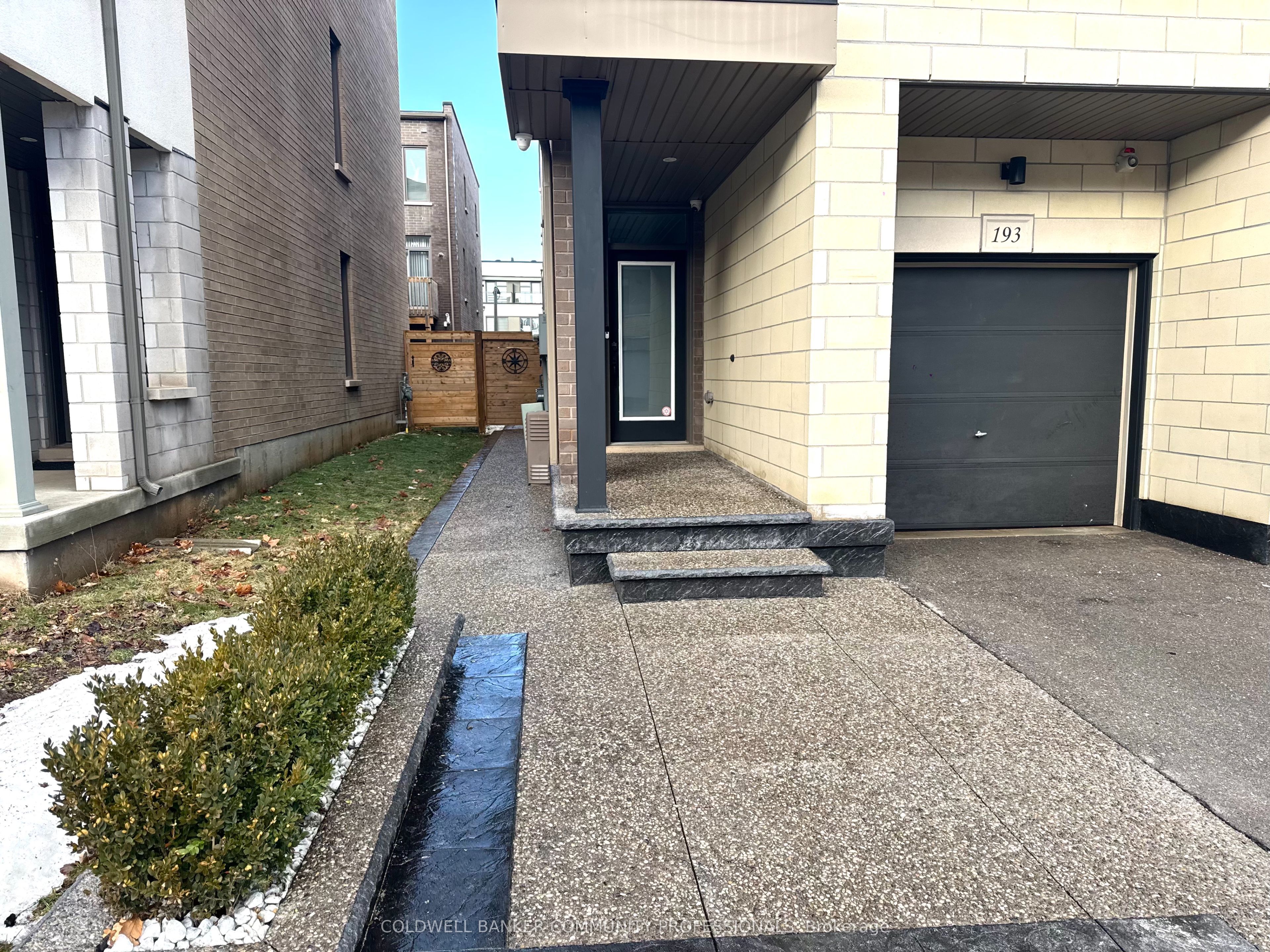 Additional image 3 of 193 Huguenot Road, Oakville, ON, L6H 0L6