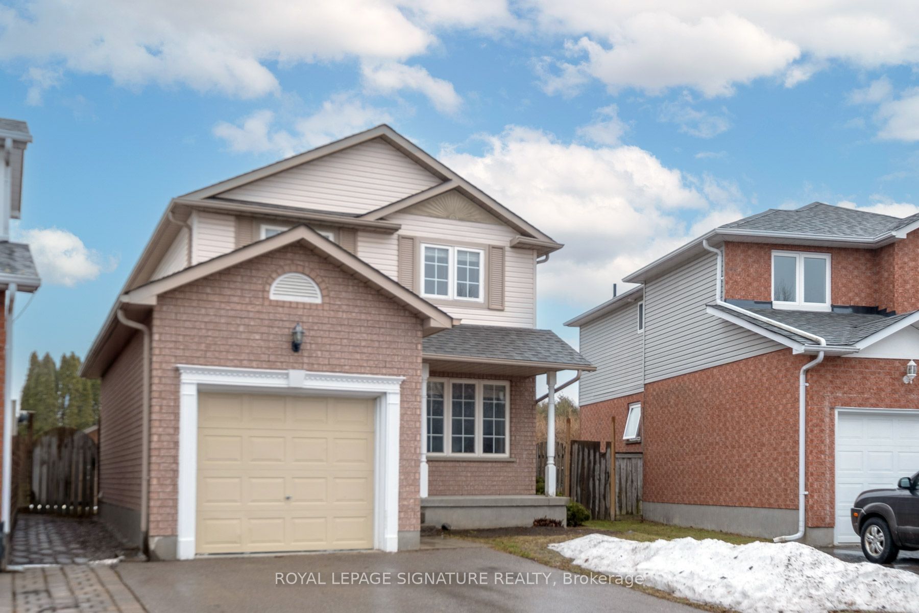 1683 Canadore Crescent, Oshawa, ON, L1G 8A7