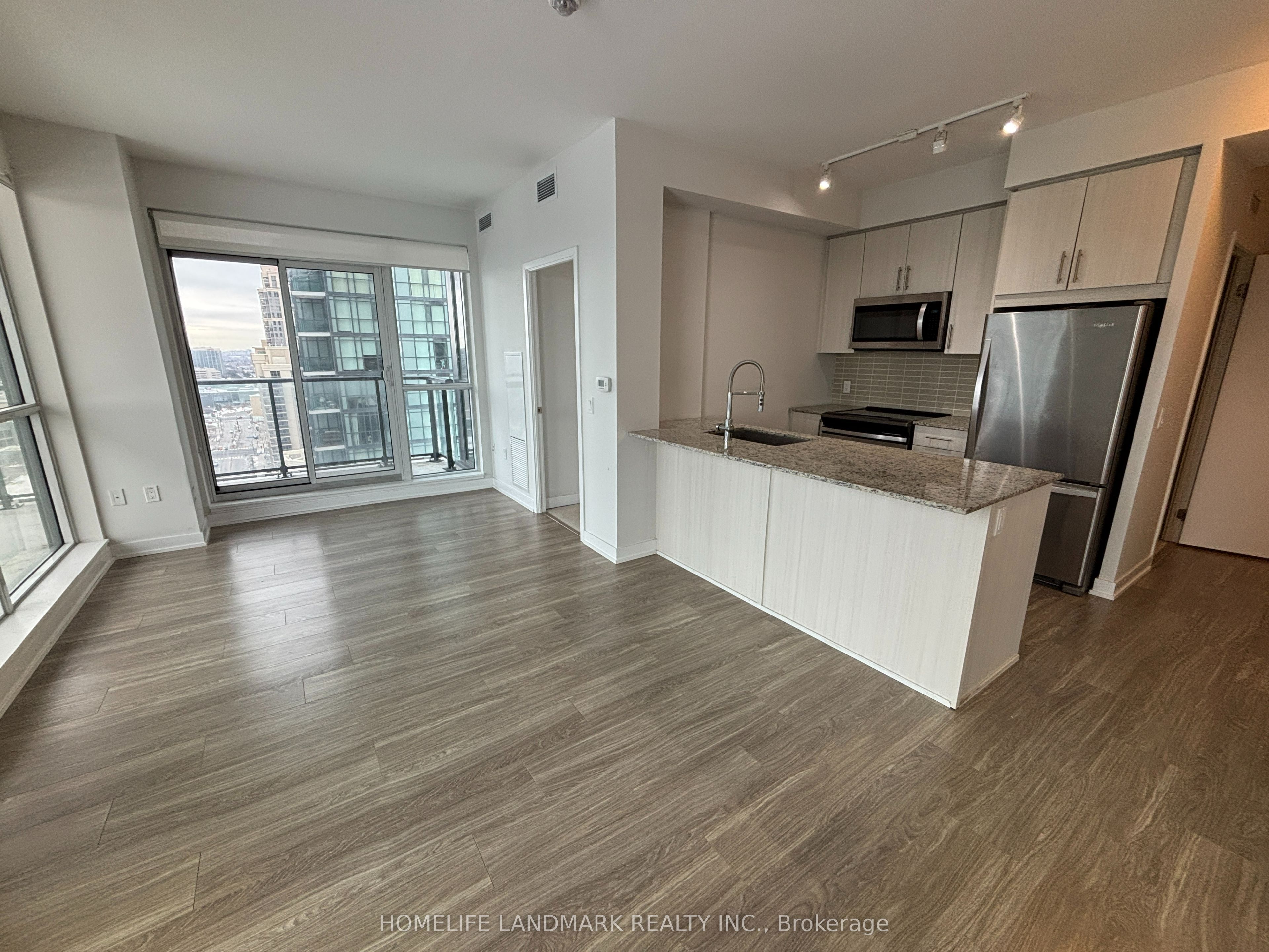Additional image 3 of 1904-4085 Parkside Village Drive, Mississauga, ON, L5B 0K9