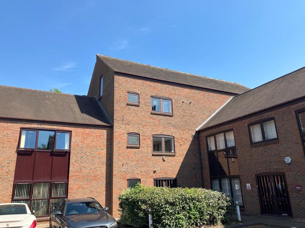Unit 4, Hockley Court, 2401 Stratford Road, Hockley Heath, Solihull, B94 6NW