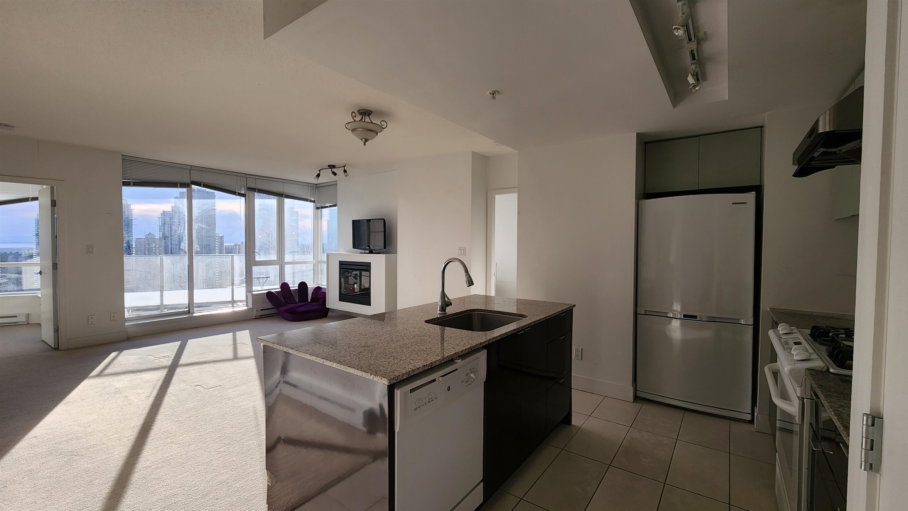 3009-4808 Hazel Street, Burnaby, BC, V5H 0A2