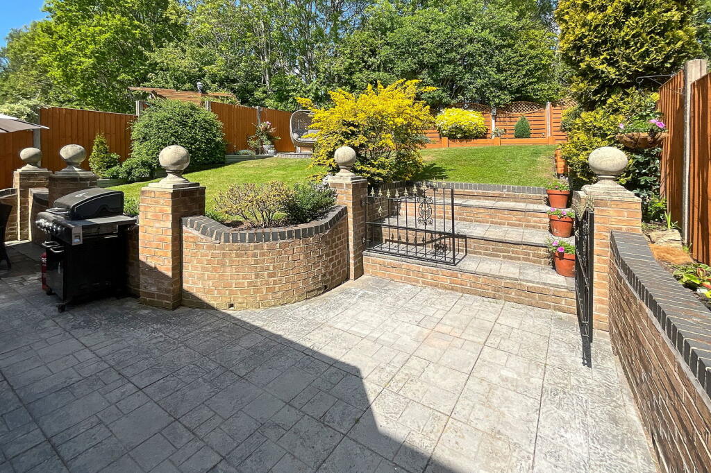 Additional image 42 of ROWLEY REGIS, Burmese Way