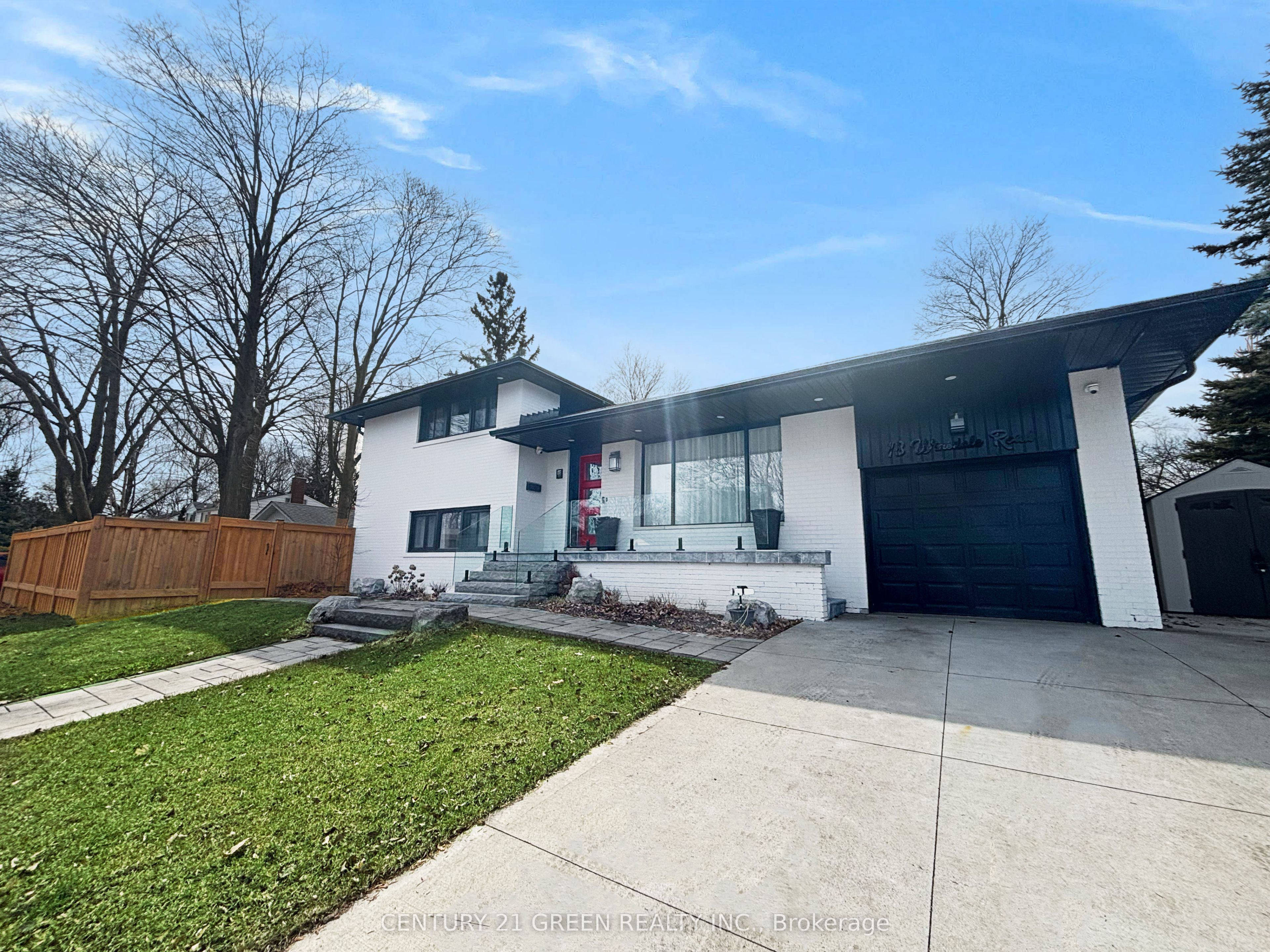 18 Winsdale Road, Toronto, ON, M9C 2W8